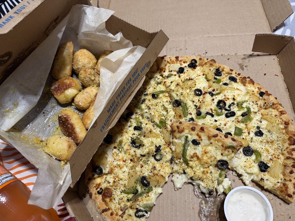 Domino's Pizza Photo 3