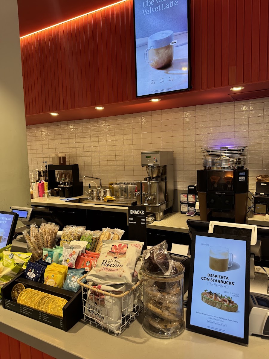 Starbucks Photo 3