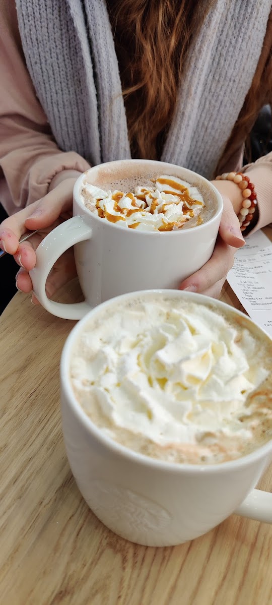 Starbucks Photo 4