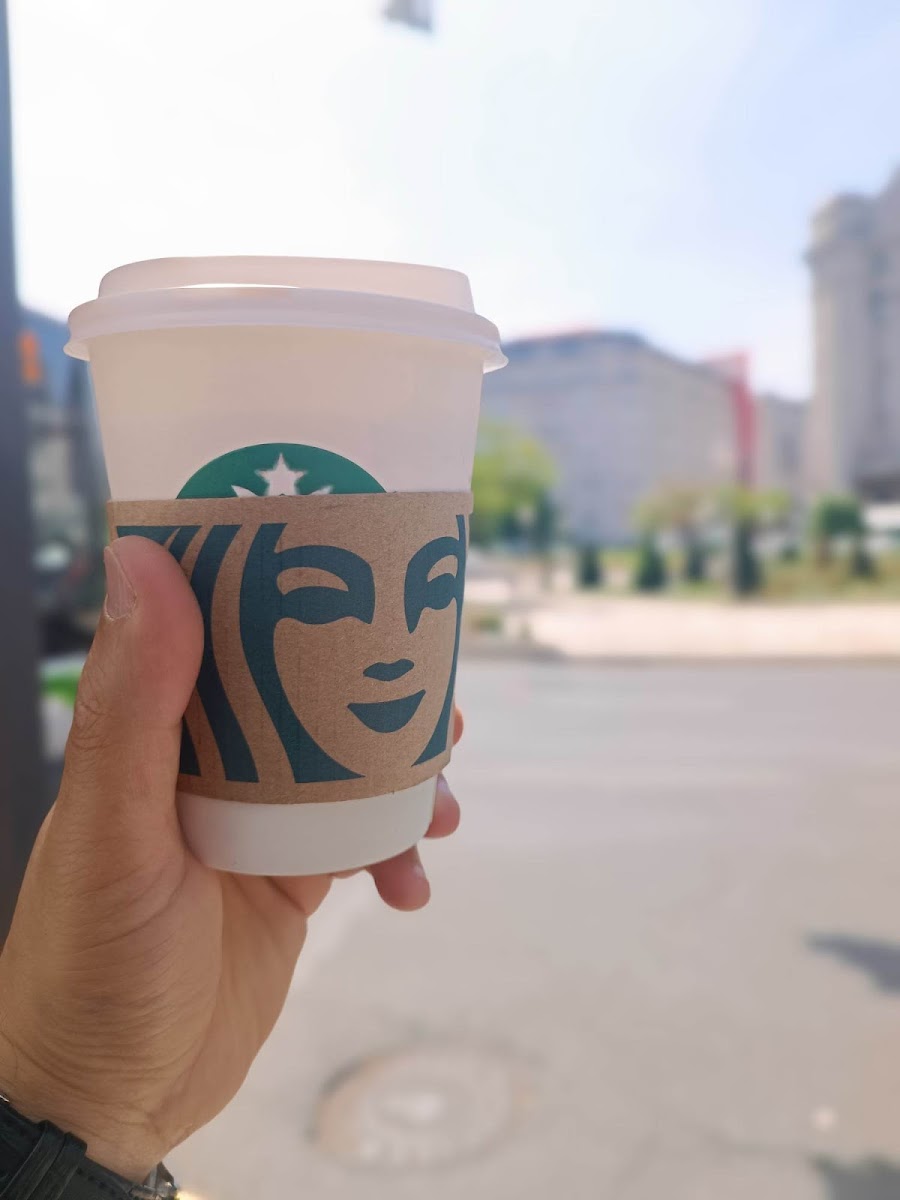 Starbucks Photo 7