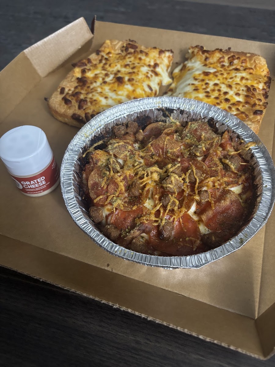 Pizza Hut Photo 3