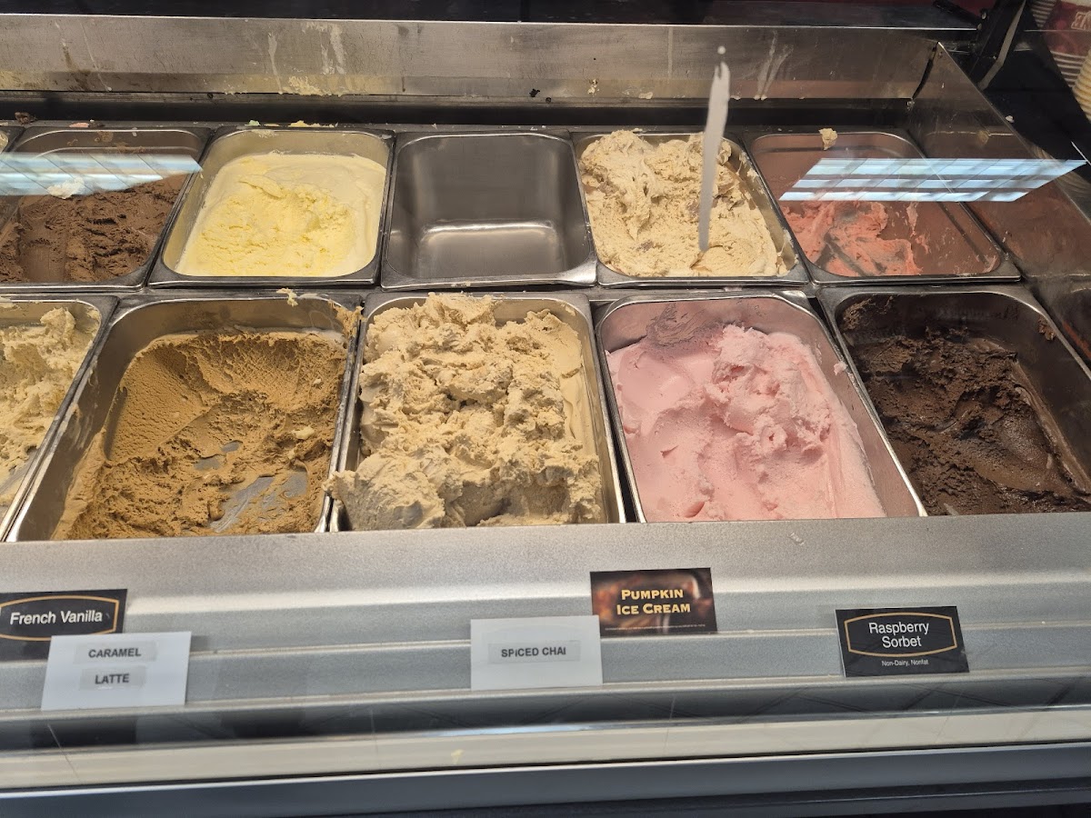 Cold Stone Creamery Photo 8