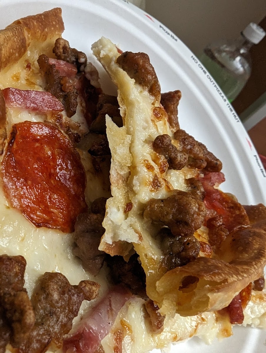 Pizza Hut Photo 5