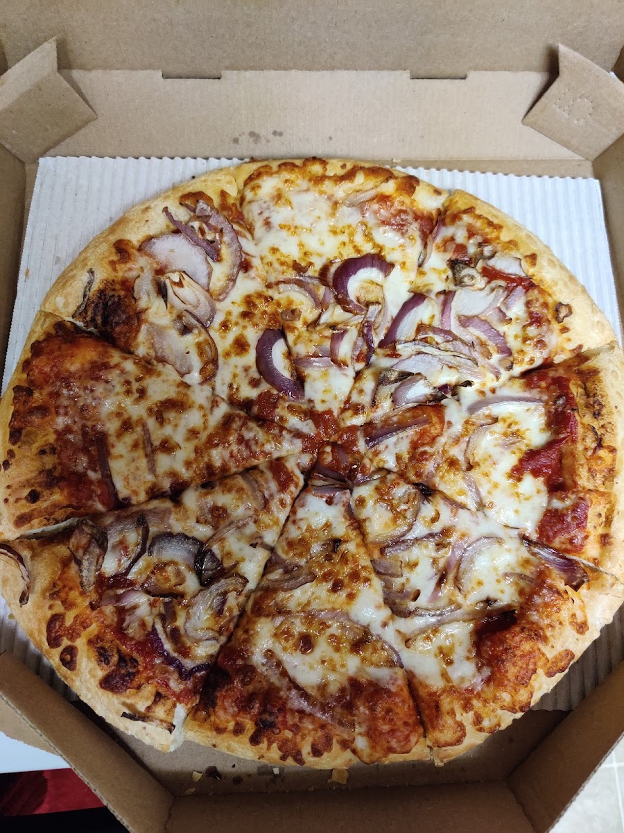 Pizza Hut Photo 7