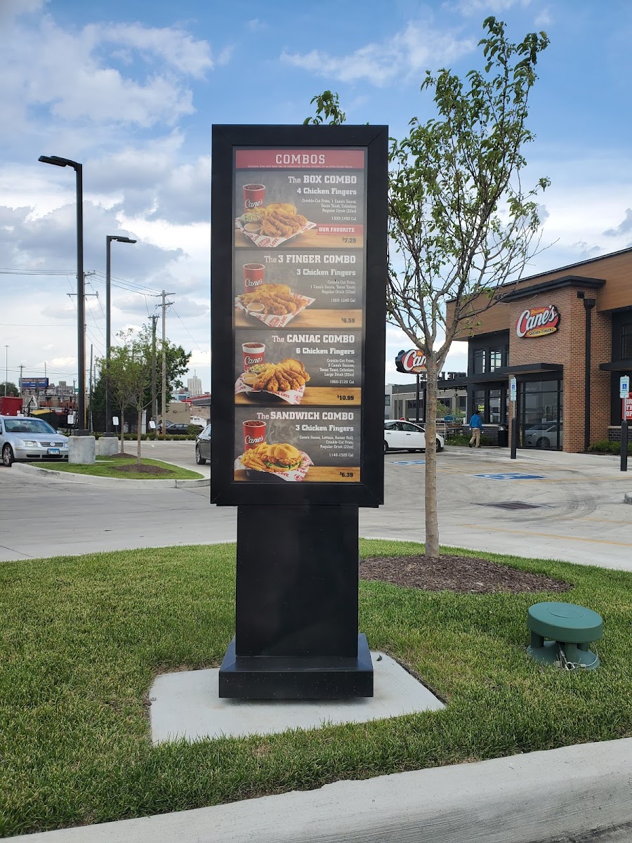 Raising Cane's Chicken Fingers Photo Menu 1