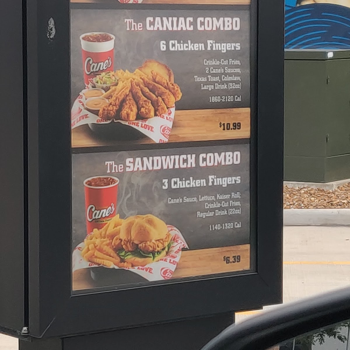 Raising Cane's Chicken Fingers Photo Menu 5