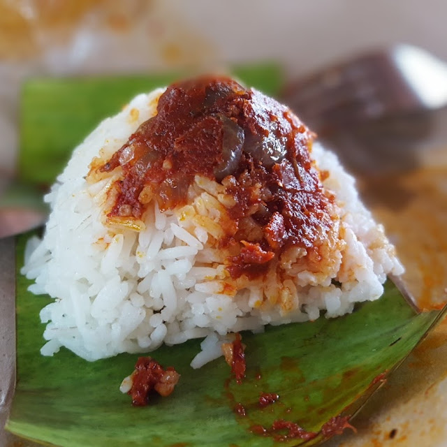 Nasi Lemak Bungkus