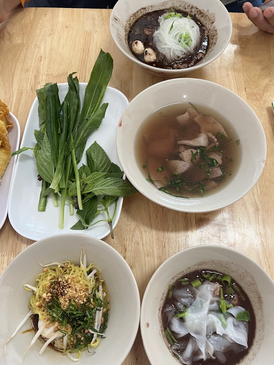 ก๋วยเตี๋ยวเรือ ป.ประทีป สาขาเรวดี29 Photo 4