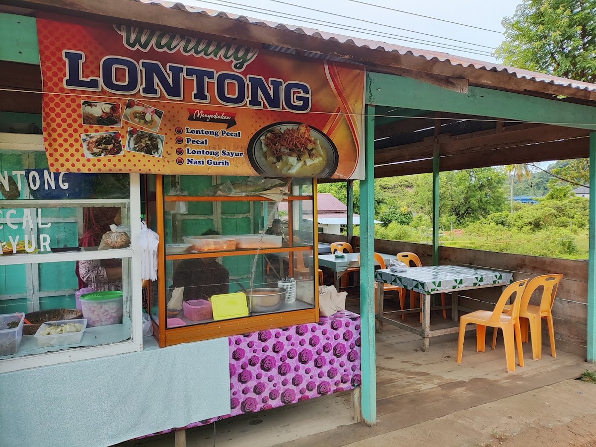 Warung Lontong Sayur dan Pecal Salzai