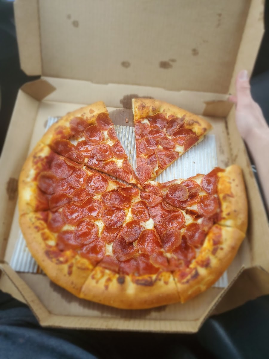 Pizza Hut Photo 5