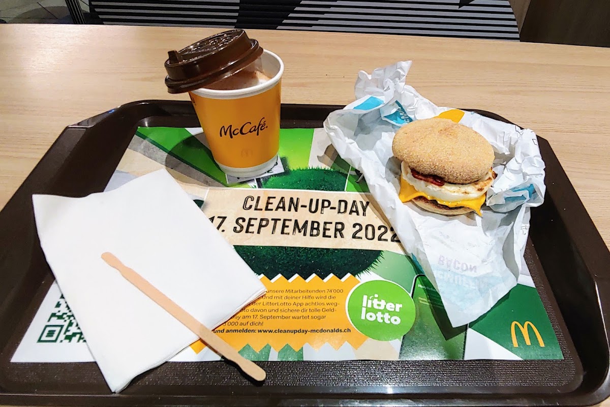 McDonald's Restaurant Photo 7