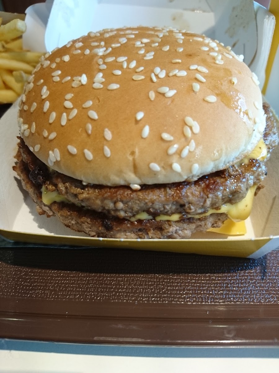McDonald's Restaurant Photo 9