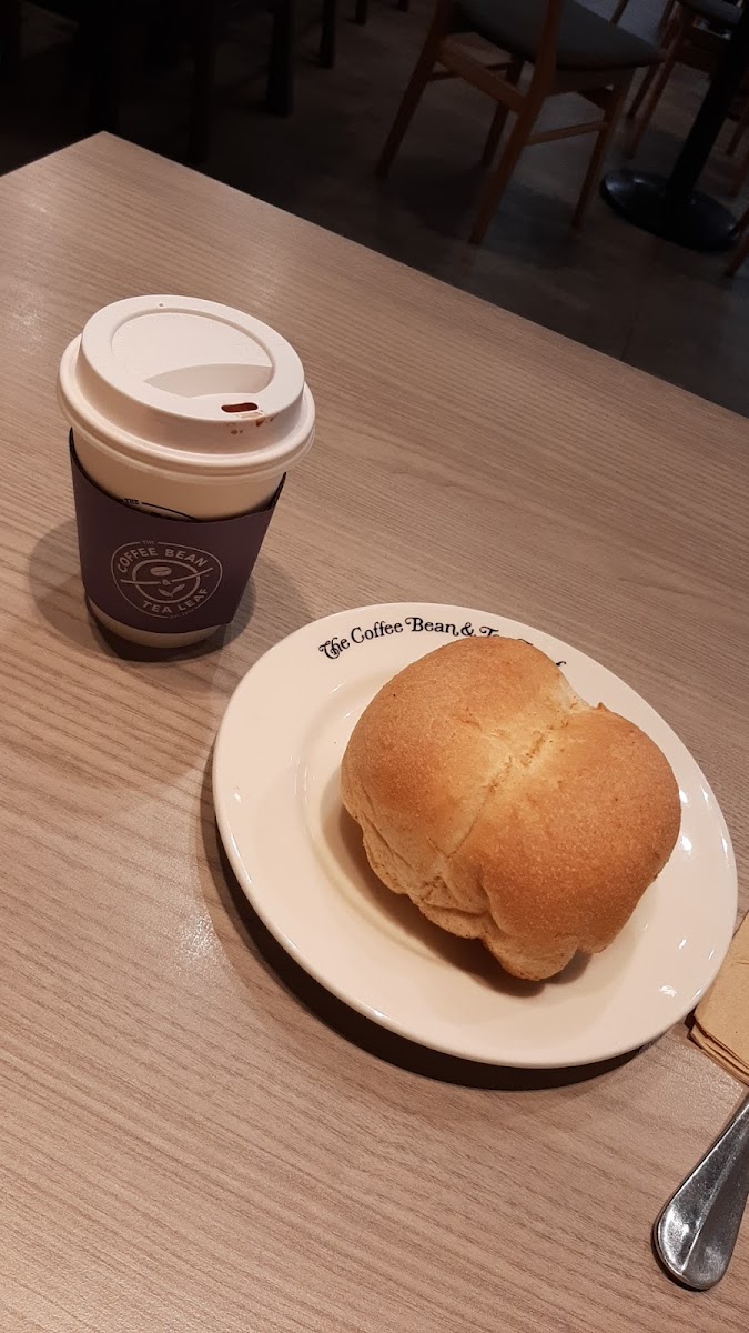 The Coffee Bean & Tea Leaf Photo 7