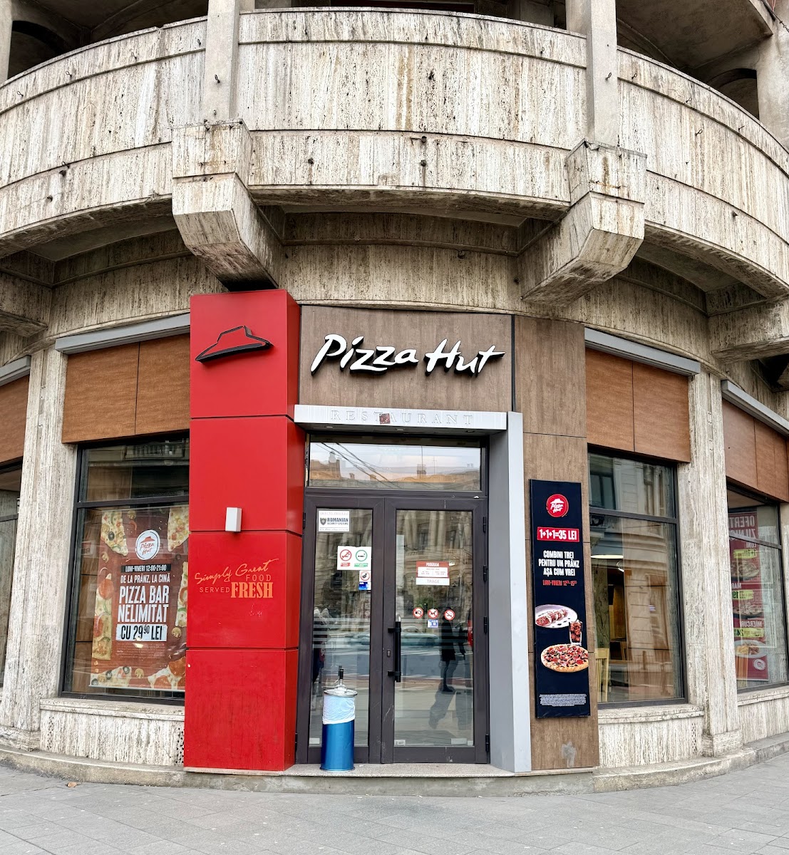 Pizza Hut