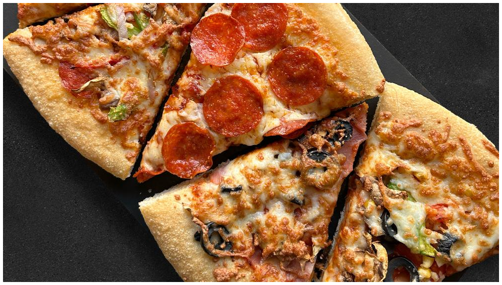 Pizza Hut Photo 3