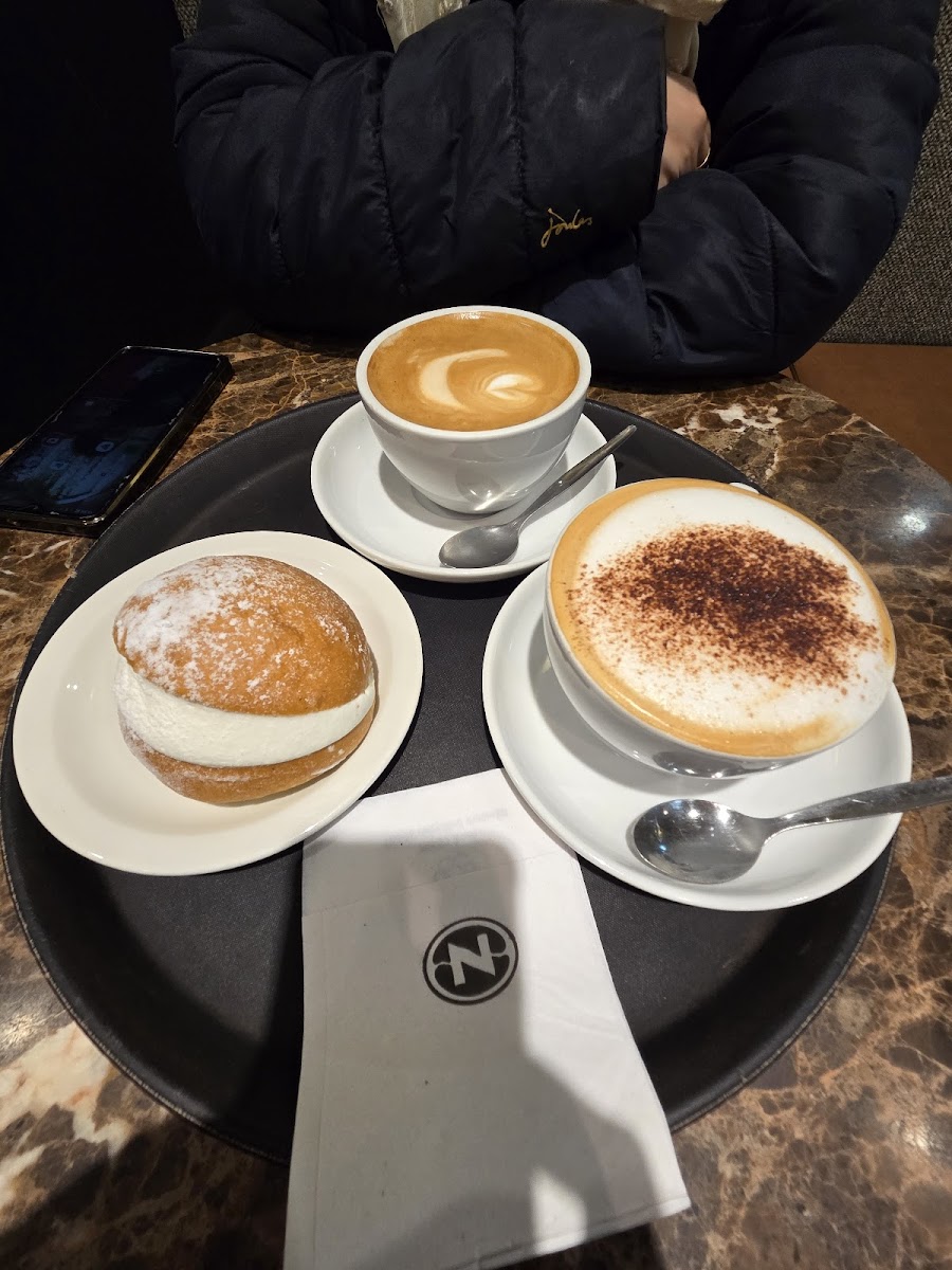 Caffè Nero Photo 4