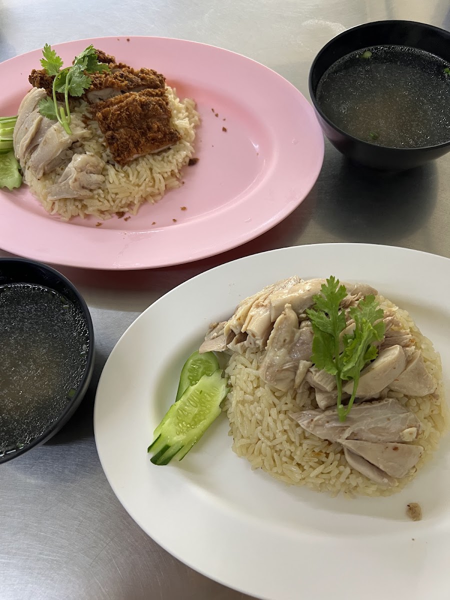 ข้าวมันไก่เฮียชัย สาขาพหลโยธิน34 Photo 3