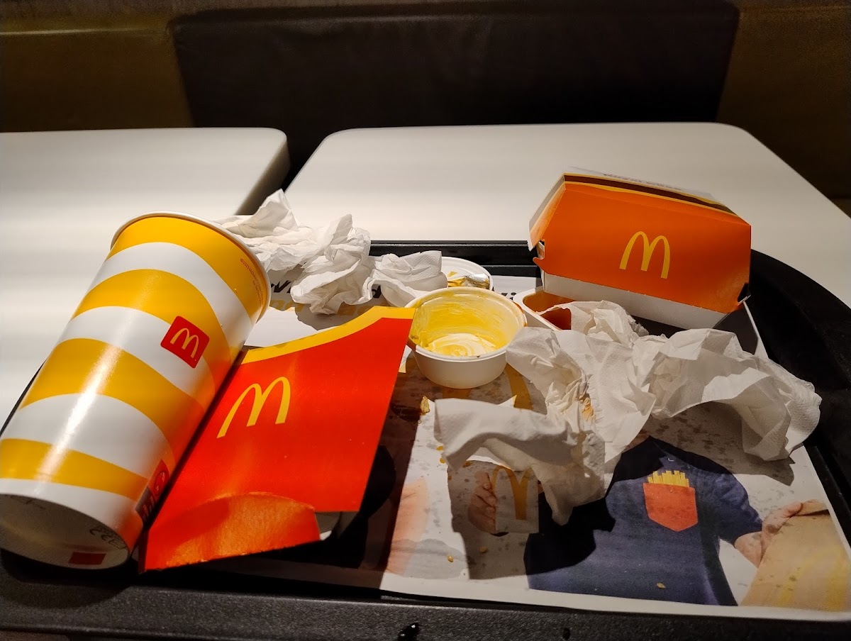 McDonald's Restaurant Photo 7