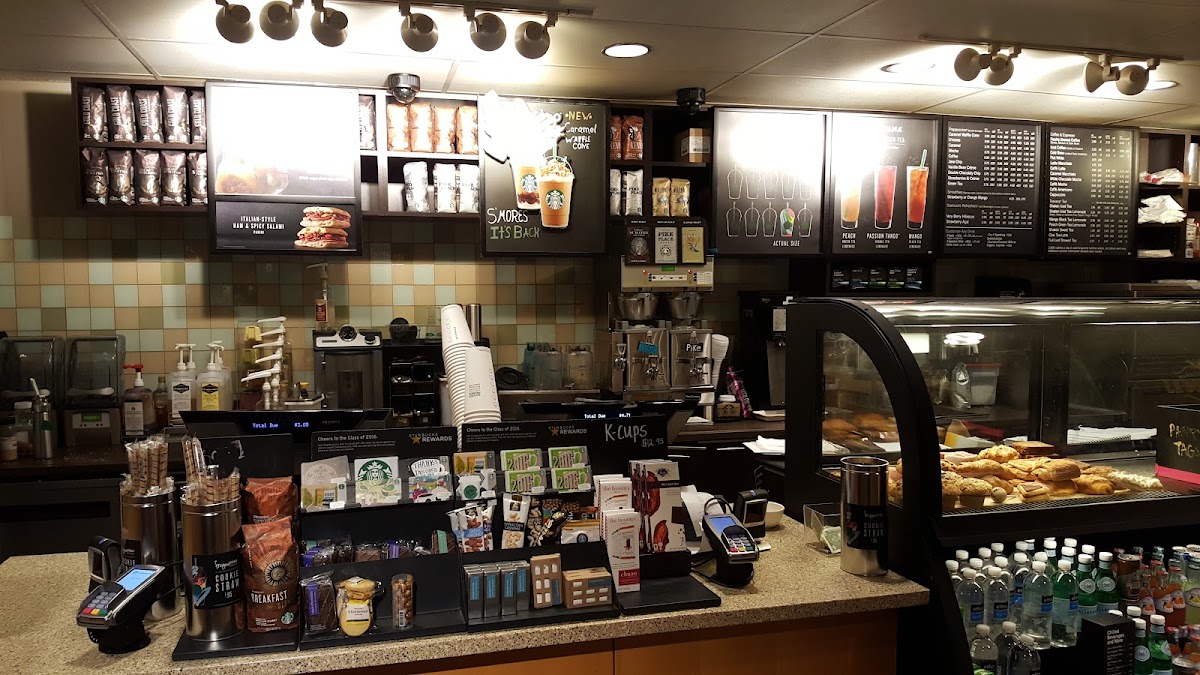 Starbucks Photo 4