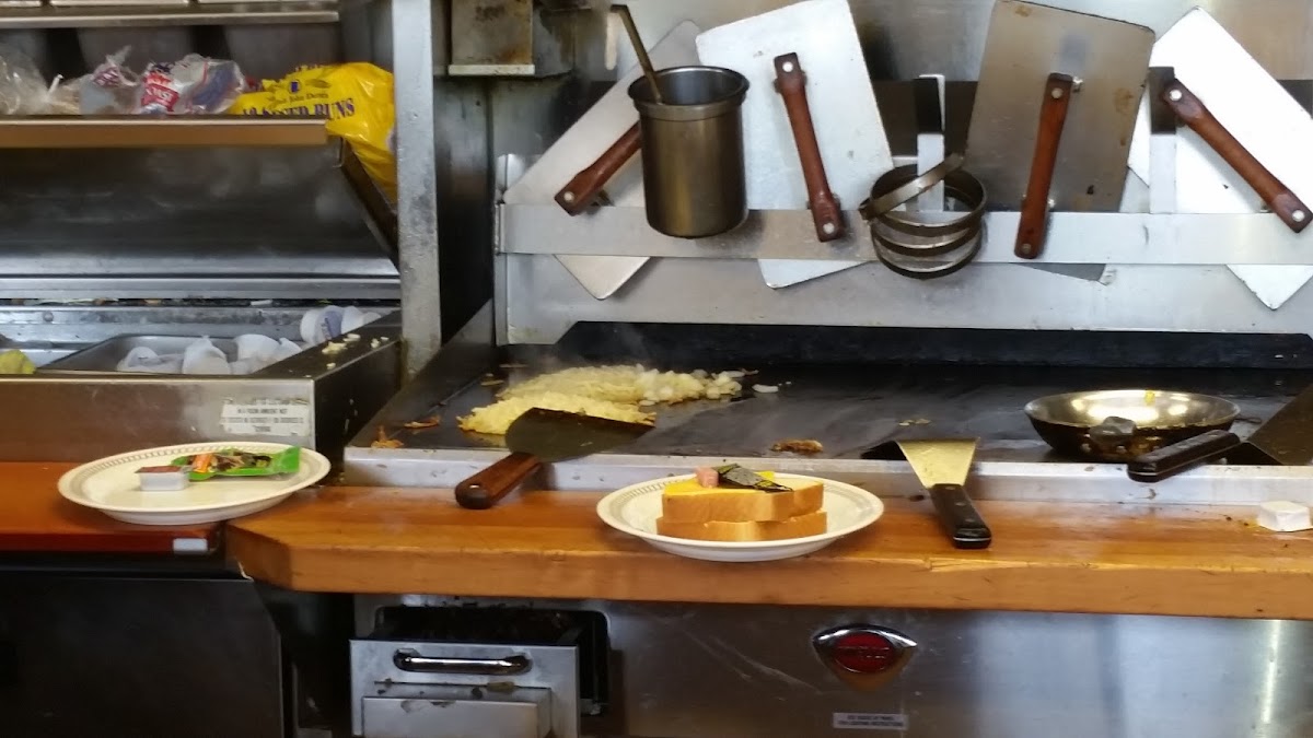 Waffle House Photo 10
