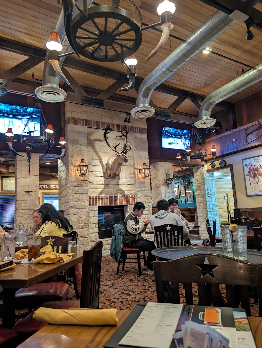 Saltgrass Steak House Photo 3