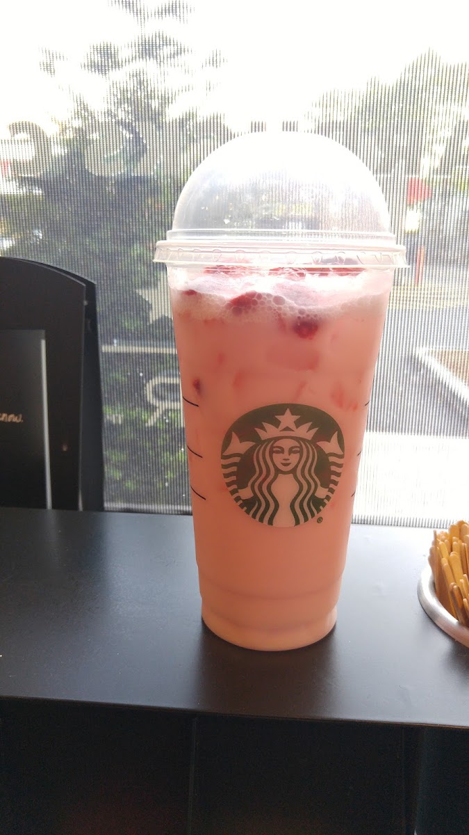 Starbucks Photo 5