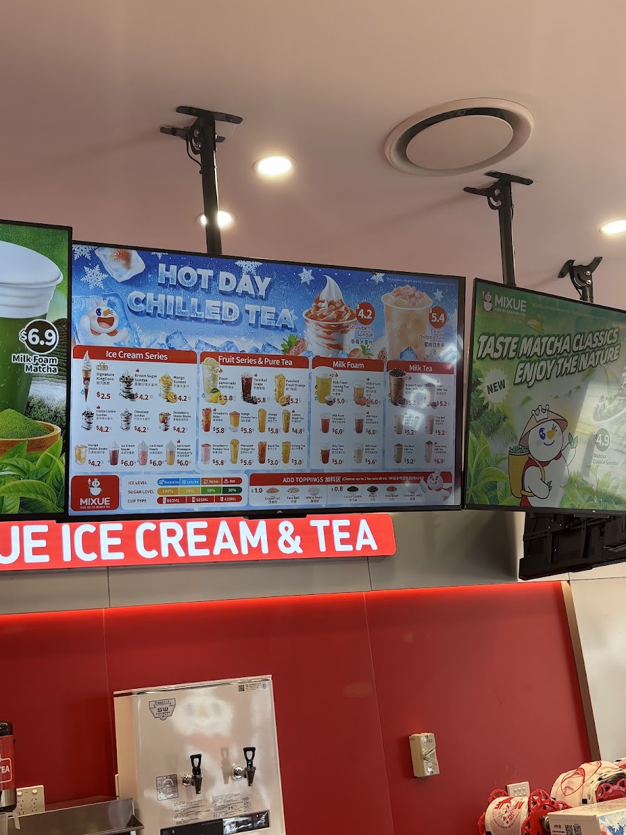 Mixue Ice Cream & Tea 蜜雪冰城 Photo Menu 9