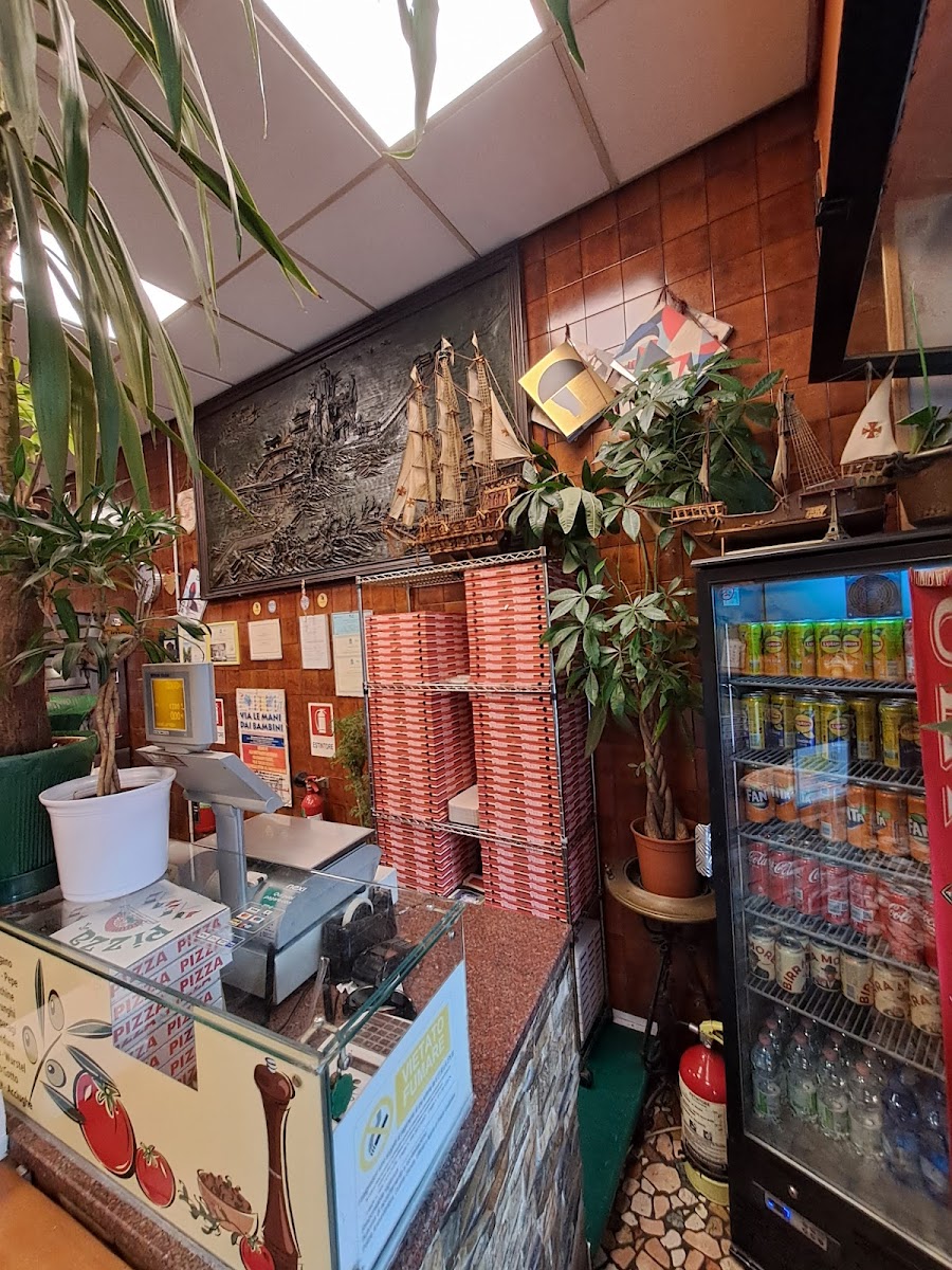 Pizzeria Rustica Photo 4
