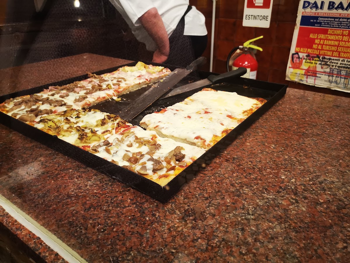 Pizzeria Rustica Photo 9