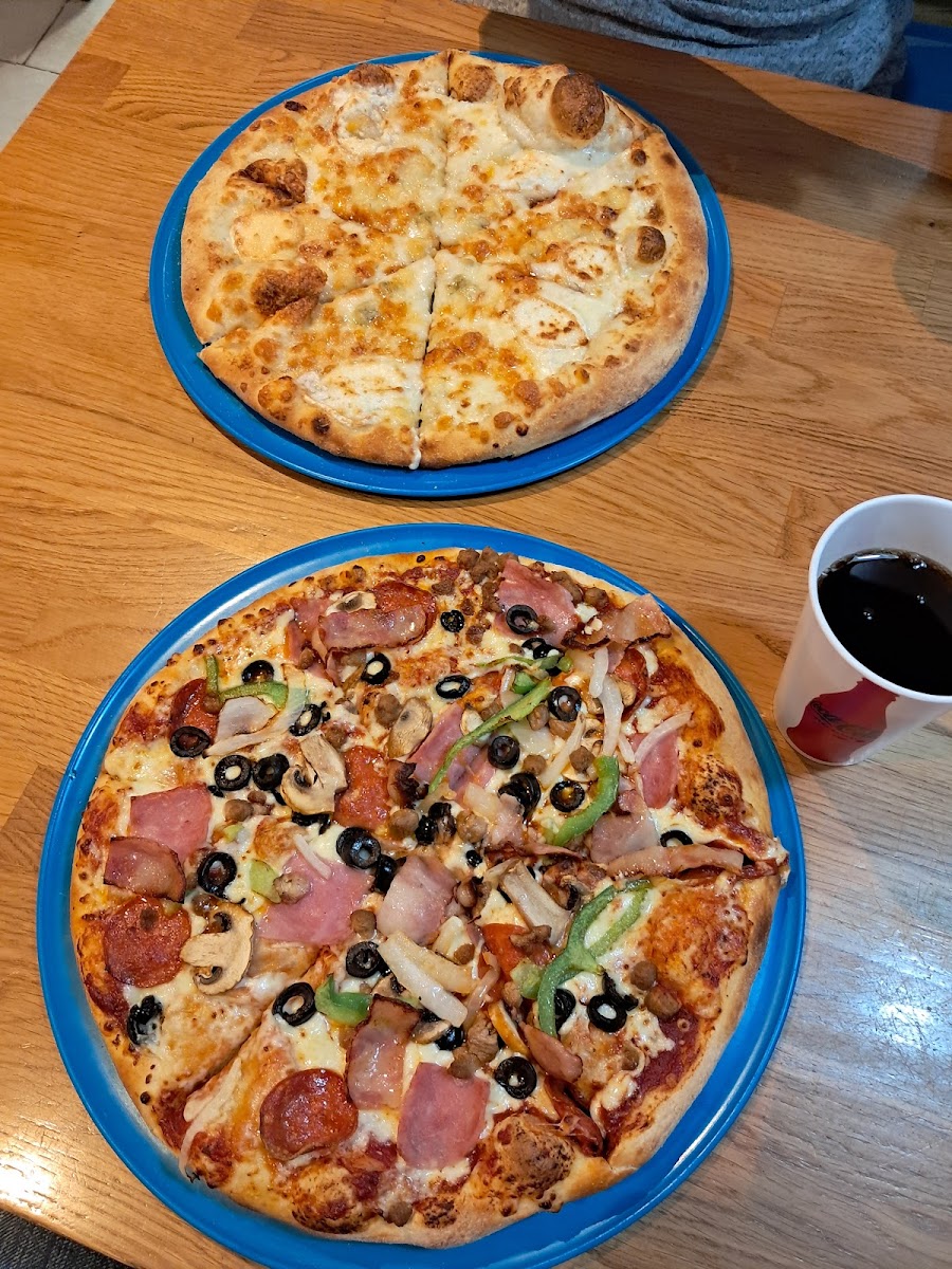 Domino's Pizza Photo 4