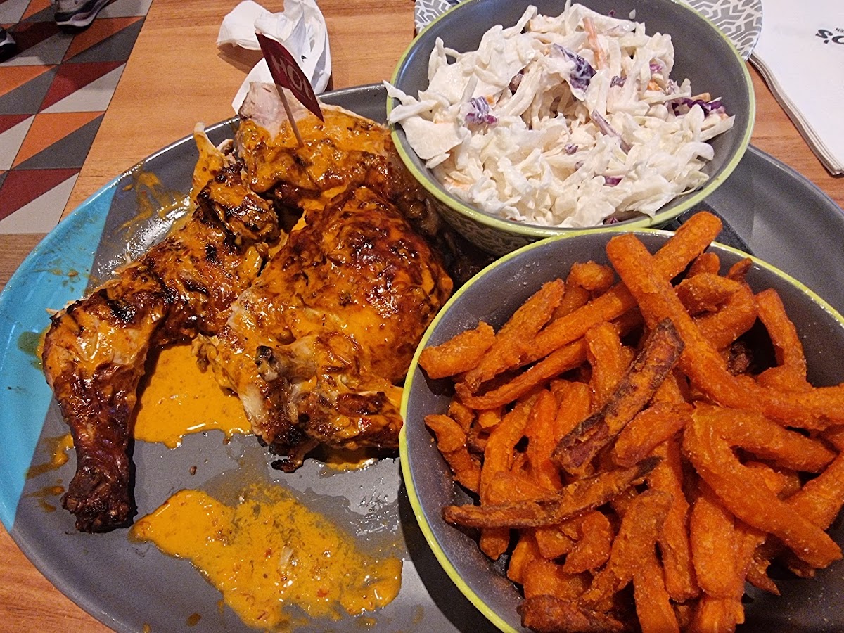 Nando's Werribee Pacific Photo 10