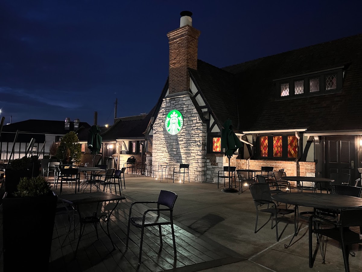 Starbucks Coffee Company Photo 4