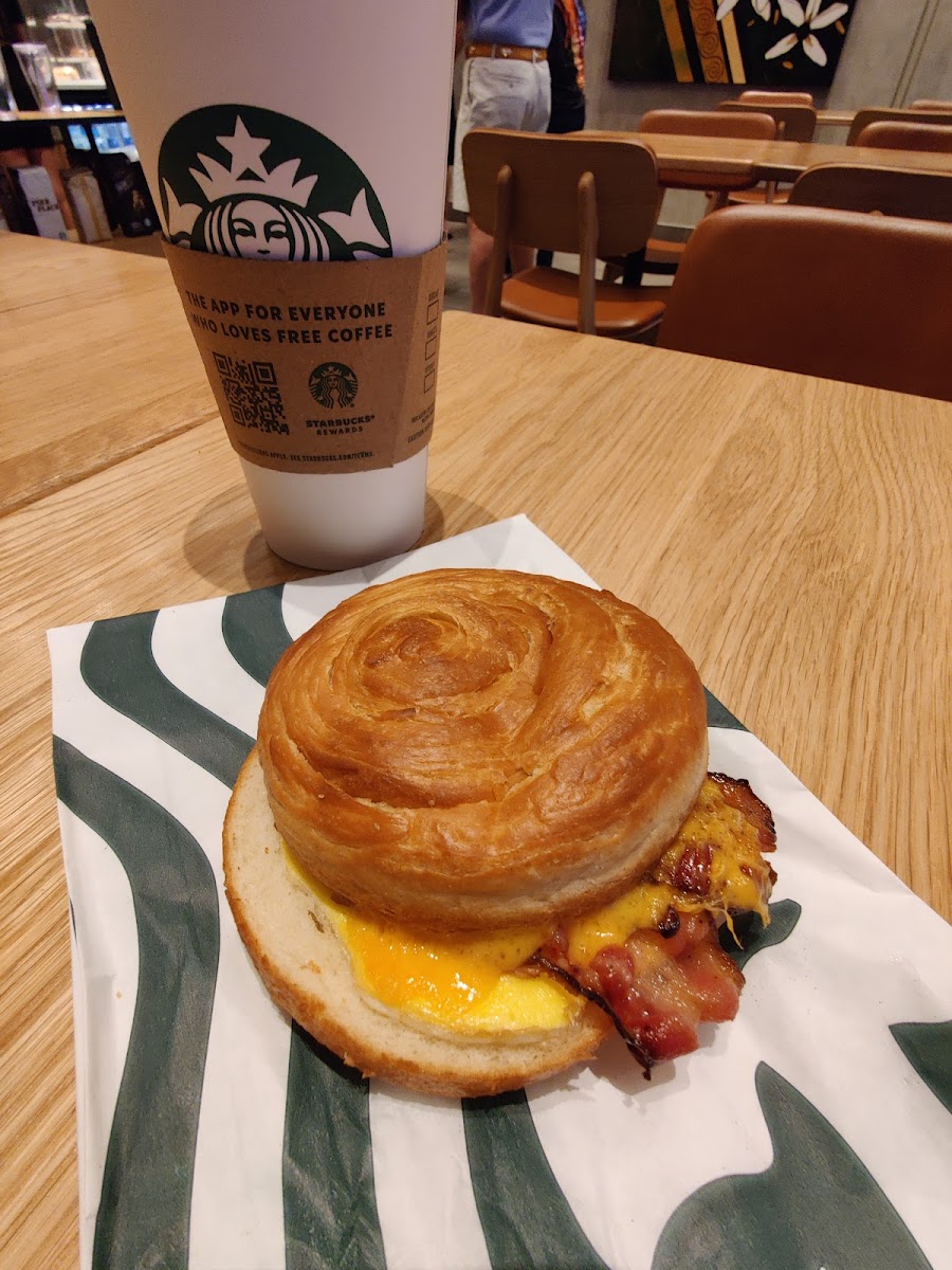 Starbucks Photo 10