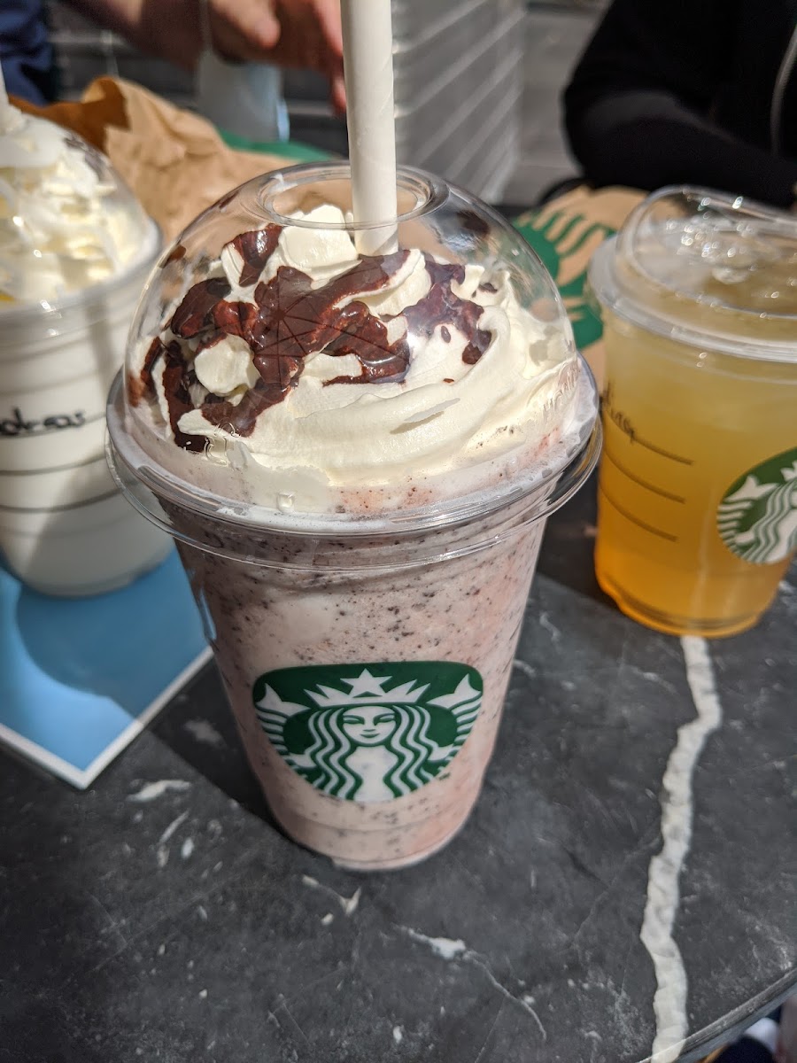 Starbucks Photo 10