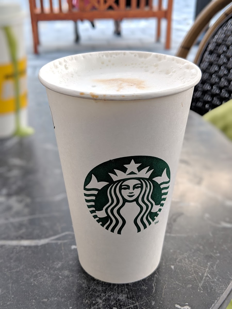 Starbucks Photo 5