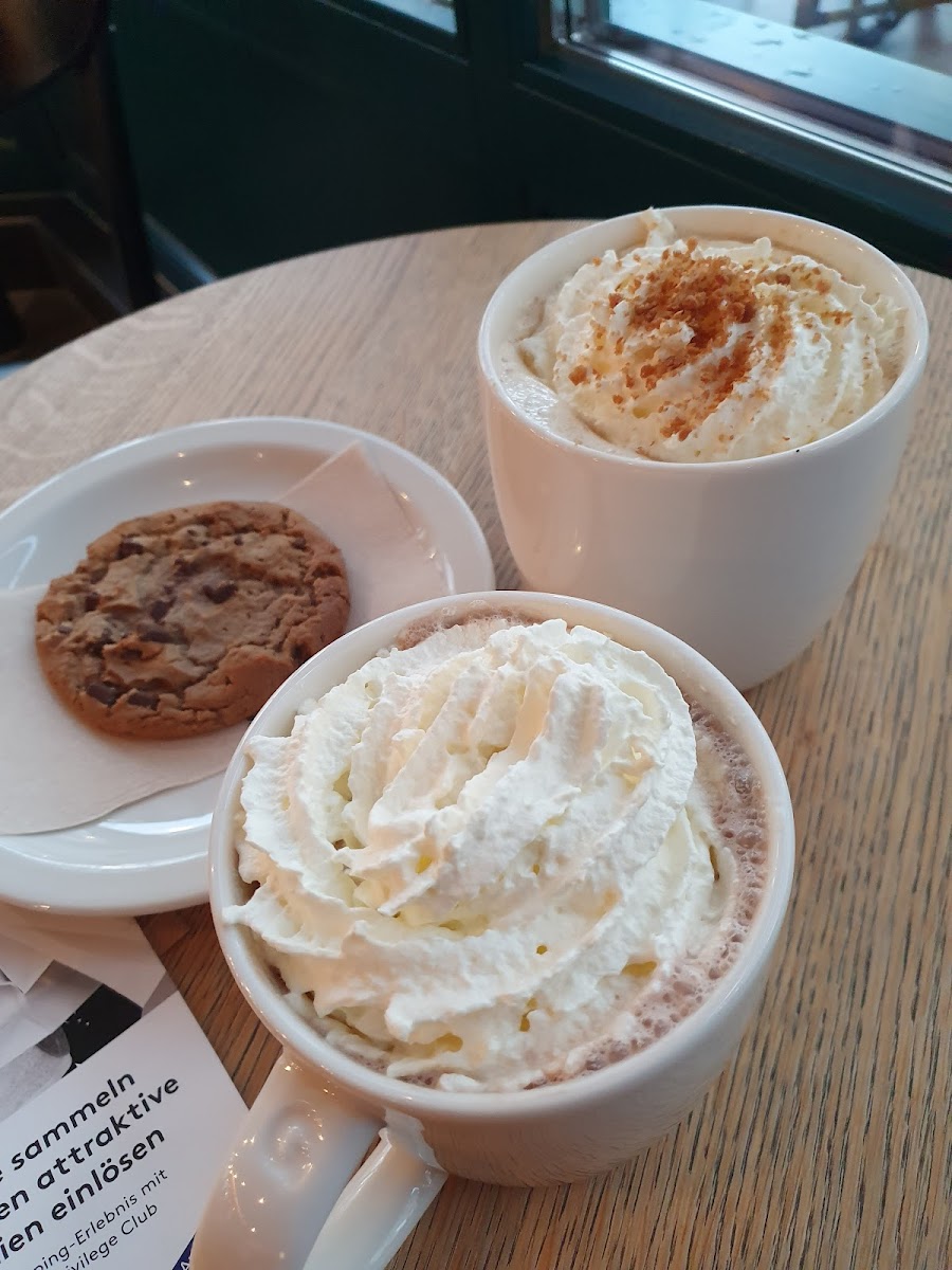 Starbucks Photo 6