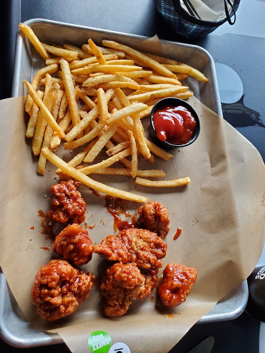 Buffalo Wild Wings Photo 10