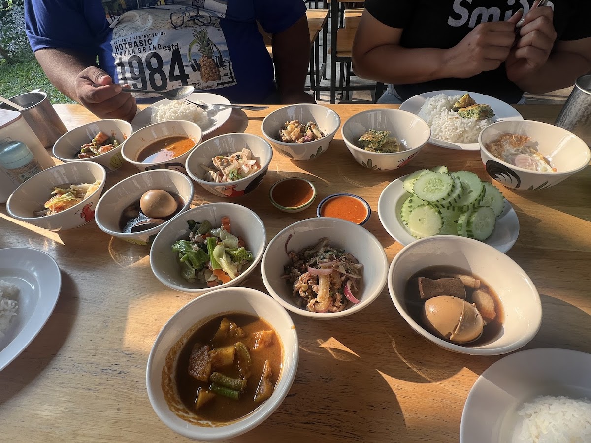 ข้าวแกง10บาท เชียงใหม่ Photo 4