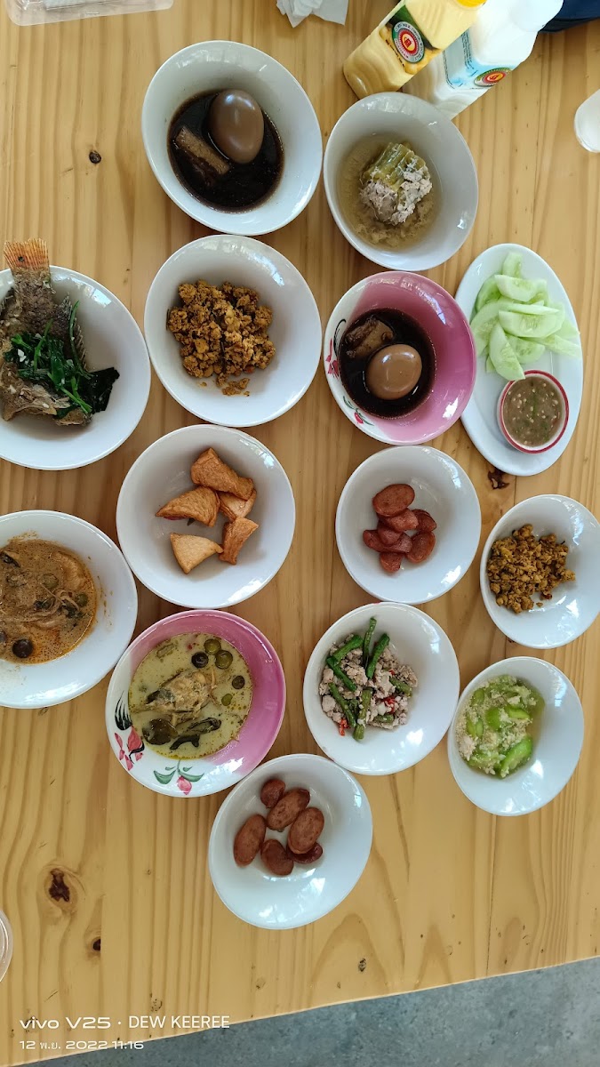 ข้าวแกง10บาท เชียงใหม่ Photo 5