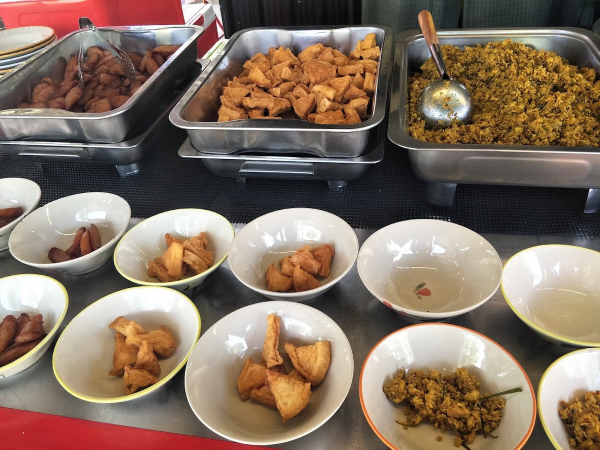 ข้าวแกง10บาท เชียงใหม่ Photo 8