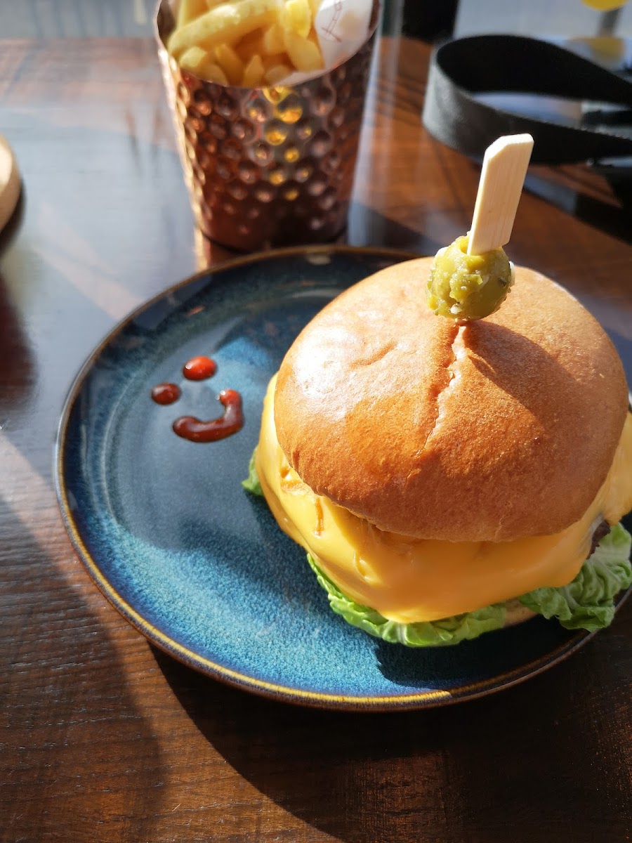 Happy Cafe Photo 9