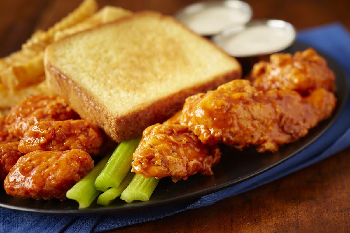 Zaxby's Chicken Fingers & Buffalo Wings Photo 7