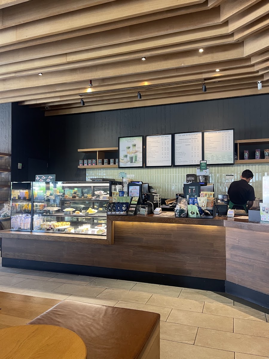 Starbucks Photo 3