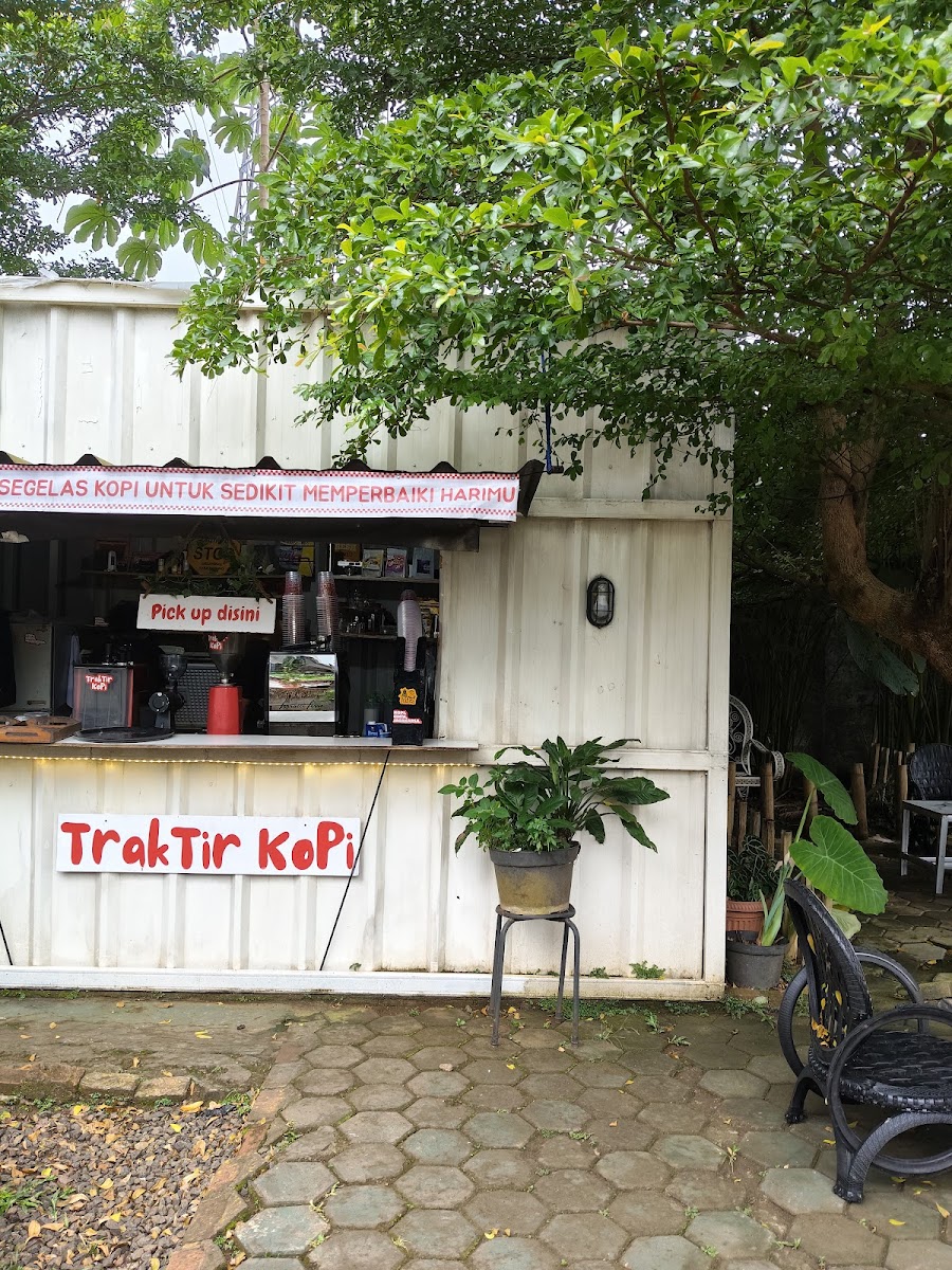 Traktir Kopi