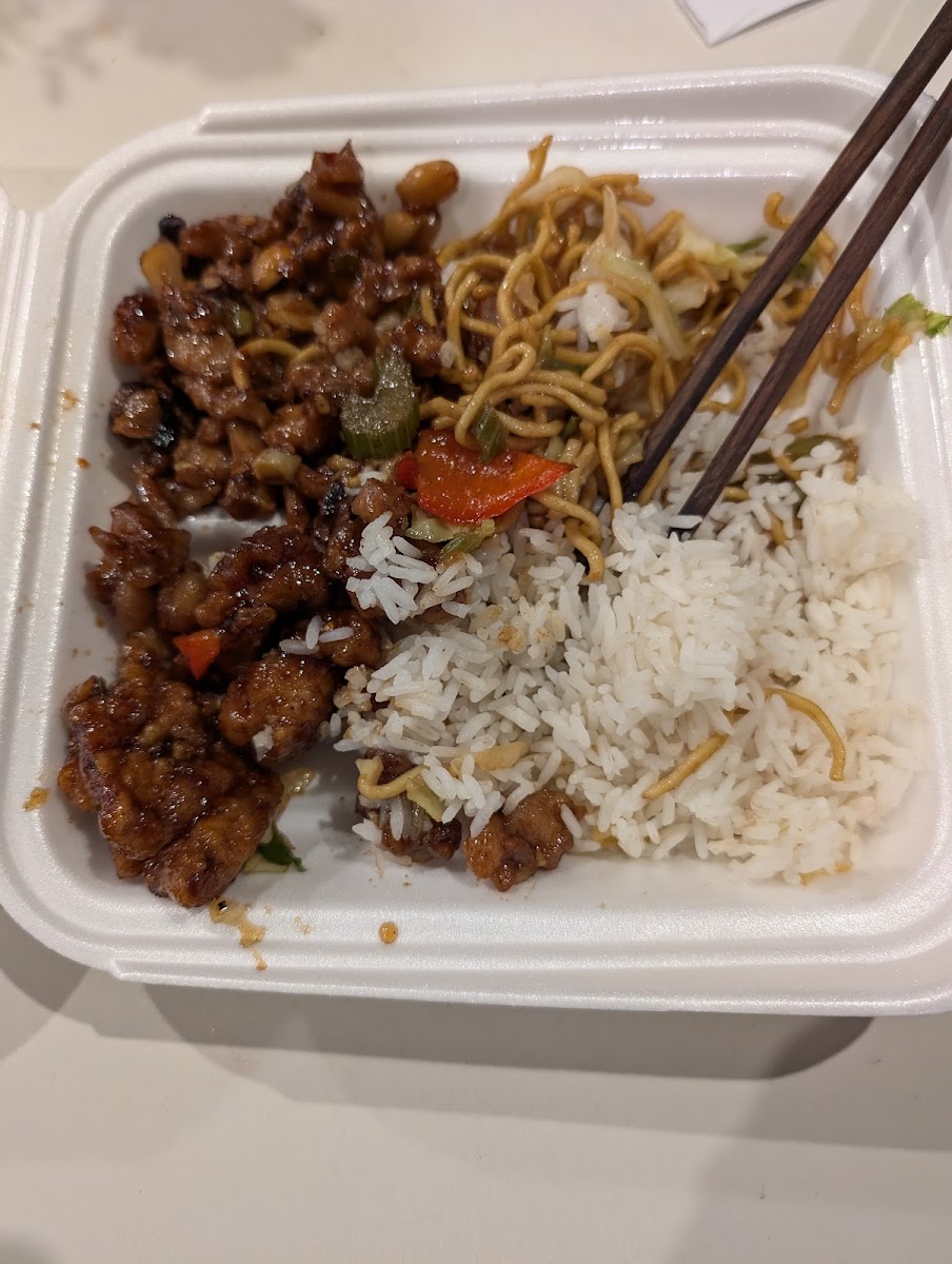Panda Express Photo 6