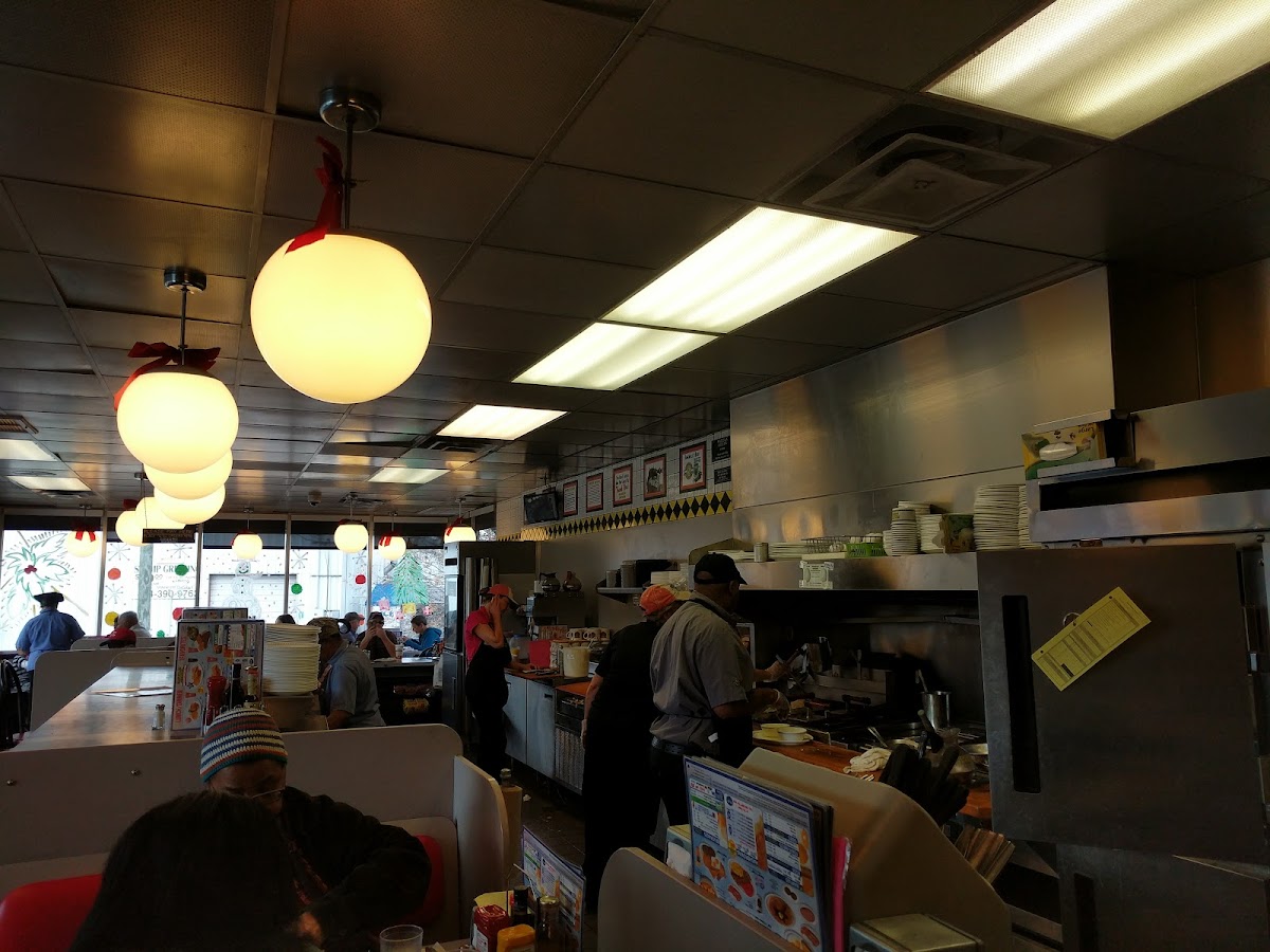 Waffle House Photo 4