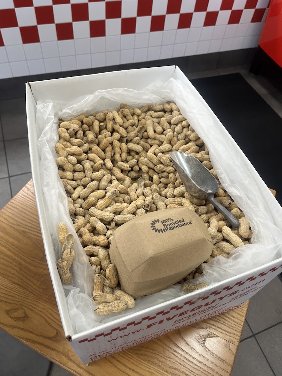 Five Guys Photo 5