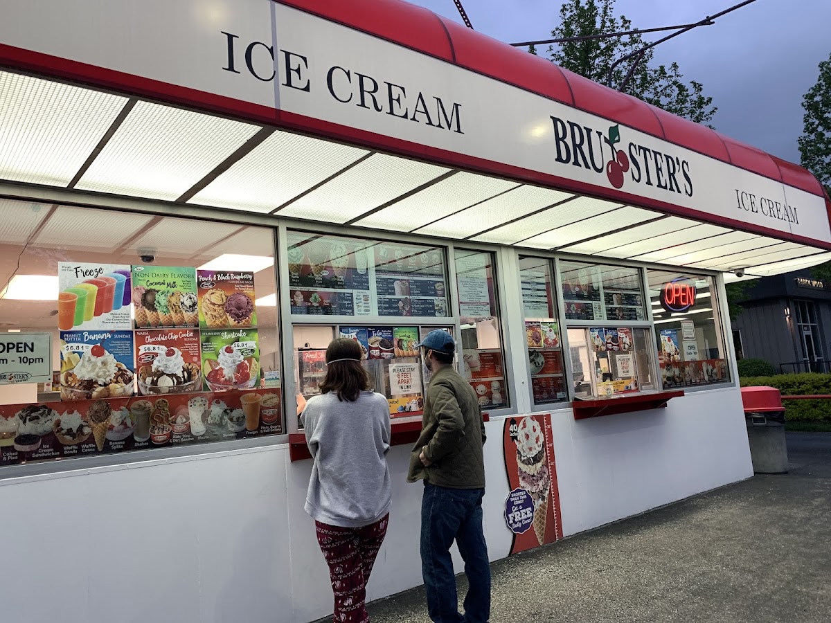 Bruster's Real Ice Cream