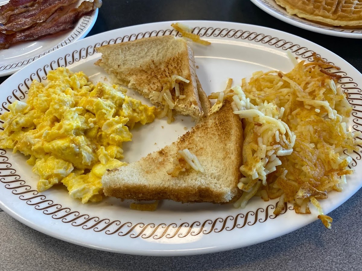 Waffle House Photo 3