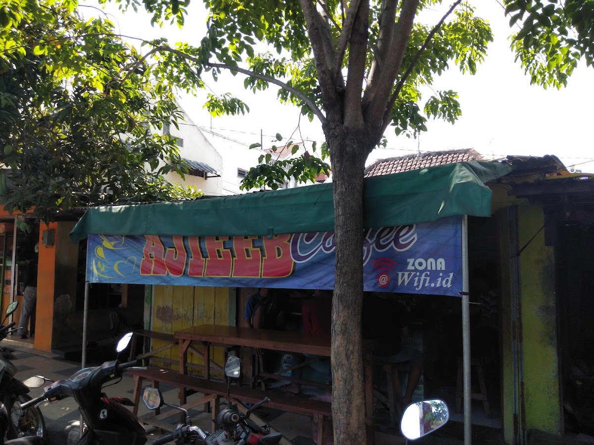 Ajieeb Coffe